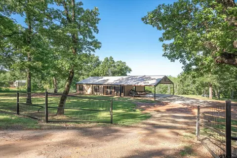 4645 An County Road 404, Palestine, TX 75803