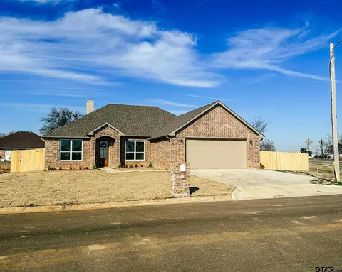 100 Watson Dr, Mount Vernon, TX 75457