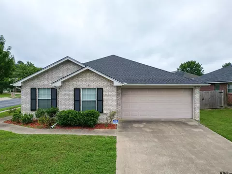 5311 Meadow Ridge Dr, Flint, TX 75762