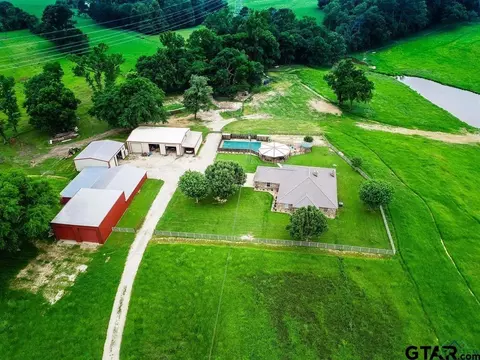 12700 E Fm 840, Mount Enterprise, TX 75681