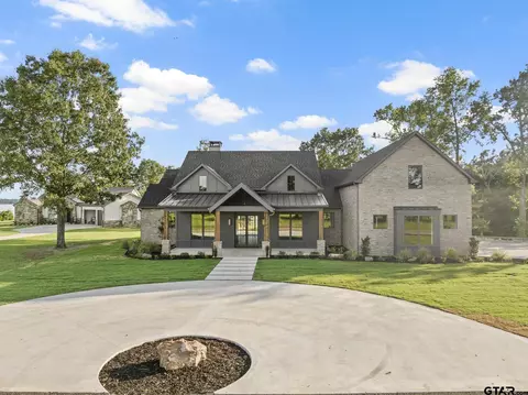 378 Pr 2711, Mount Pleasant, TX 75455