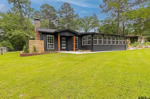 435 Lakeview Dr, Hideaway, TX 75771