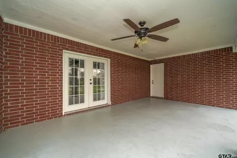 236 E Burton Dr, Longview, TX 75603 photo 32