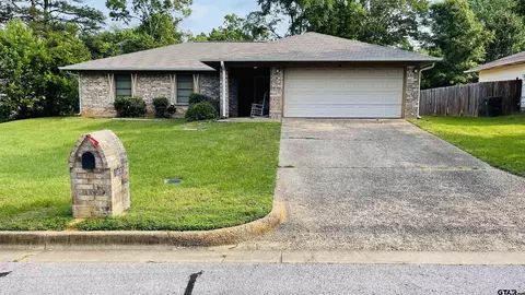 1605 Bowie Cir, Tyler, TX 75701