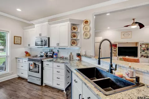 470 Washington St, Van, TX 75790
