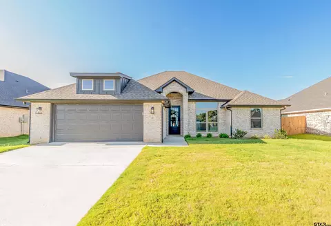 407 Meadow Ct, Chandler, TX 75758