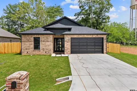 125 Hillcrest, Gladewater, TX 75647