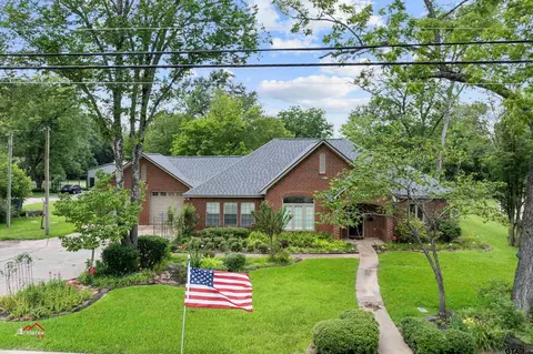716 S Main, Henderson, TX 75654