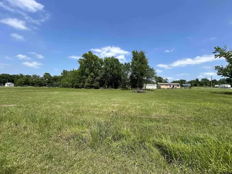 624 Comanche, Quitman, TX 75783