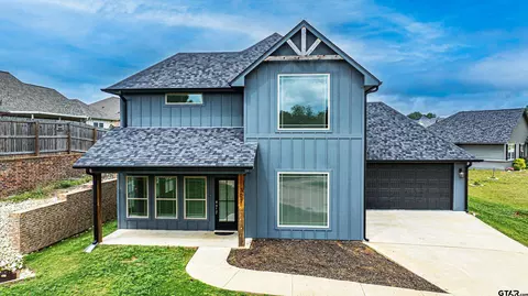 307 Smith Cir, Lindale, TX 75771