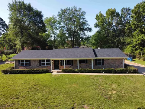 104 Inwood Oaks, Henderson, TX 75652