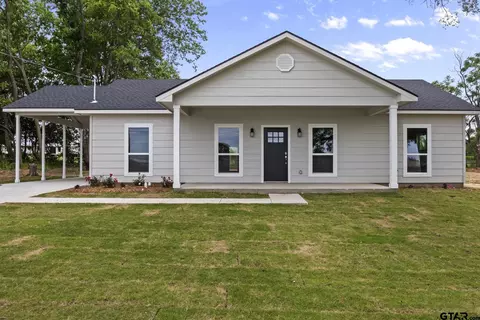 817 Miller St, Mount Vernon, TX 75457