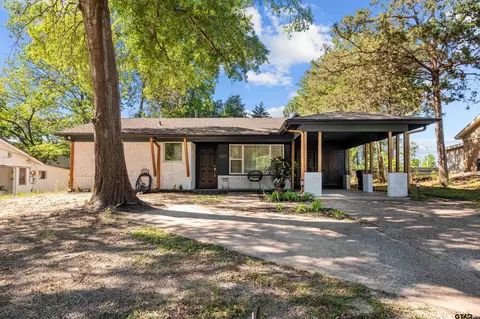 1622 Woodland Hls, Tyler, TX 75701