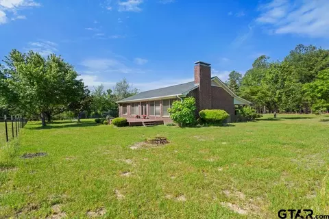 16950 County Road 4100, Lindale, TX 75771