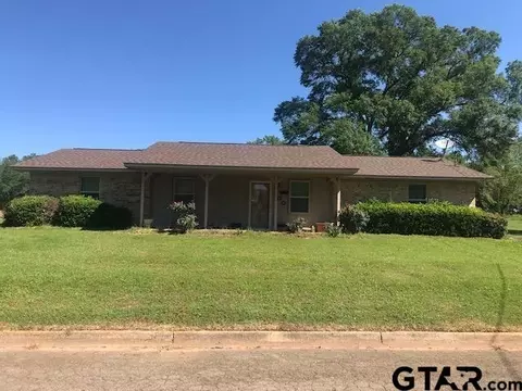 400 West, Pittsburg, TX 75686