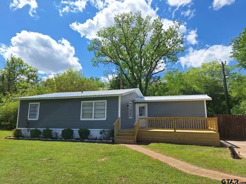 11148 Clover Ln, Frankston, TX 75763