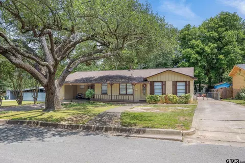 2012 Crestwood Dr, Tyler, TX 75701