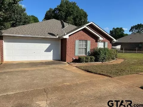 104 Valley View Ln, Jacksonville, TX 75766