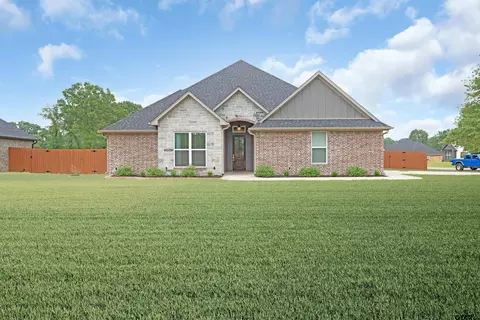 139 Private Road 6235, Mineola, TX 75773