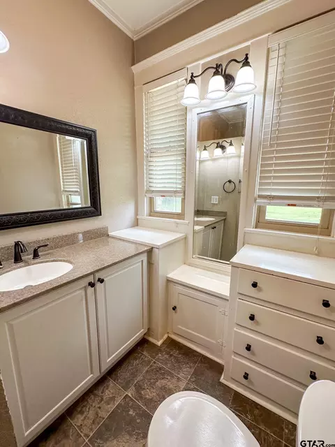 431 E Sixth, Rusk, TX 75785 photo 17