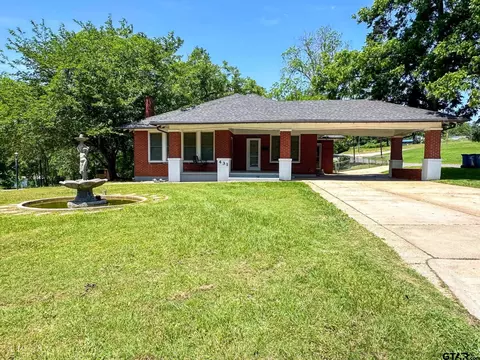 431 E Sixth, Rusk, TX 75785 photo 1