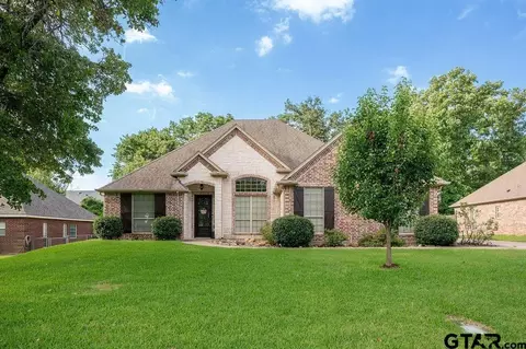 913 Dolores St, Tyler, TX 75703
