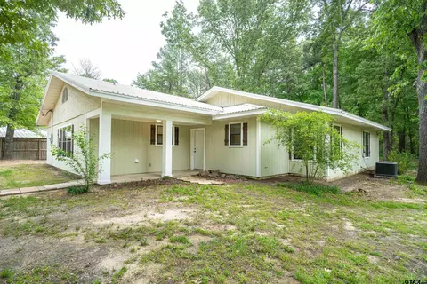 17304 Fm 1252, Winona, TX 75792