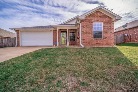 241 Valley View Ln, Jacksonville, TX 75766