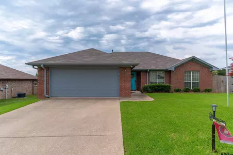 11261 Triple Crown Dr, Flint, TX 75762
