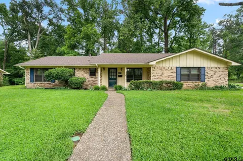 1834 Sampson Dr, Tyler, TX 75701