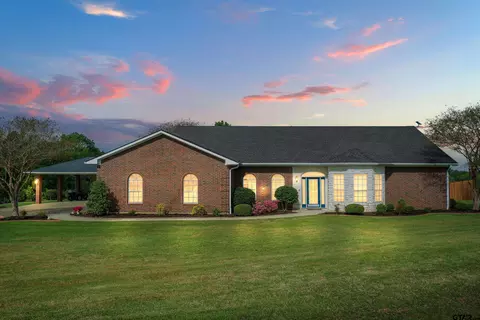 170 Lookout Ct, Hallsville, TX 75650