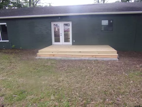 311 E Main, Van, TX 75790 photo 21