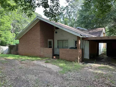 458 Hill St, Rusk, TX 75785