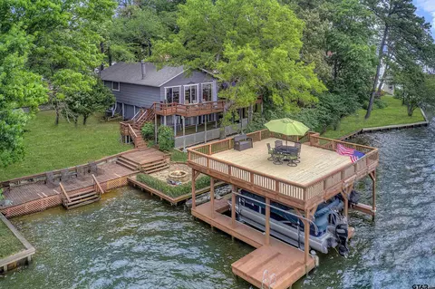 814 King Leonard Ct, Scroggins, TX 75480
