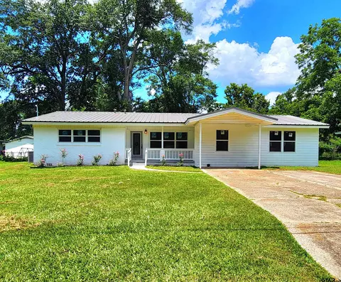 105 Carpenter, Pittsburg, TX 75686