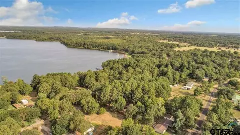 2630 Neches Dr, Chandler, TX 75758