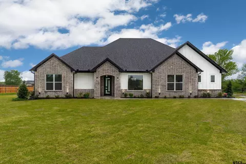 134 Winners Cir, Longview, TX 75602