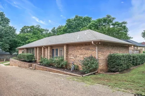 5005 Forestwood, Tyler, TX 75703