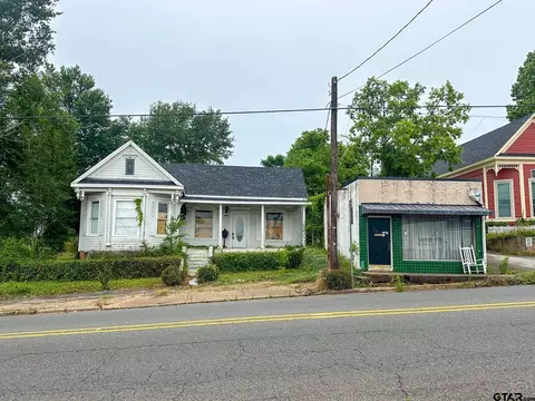 216 E Main St, Henderson, TX 75654