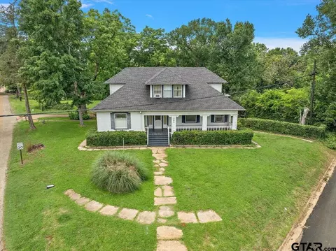 301 Palestine St, Alto, TX 75925