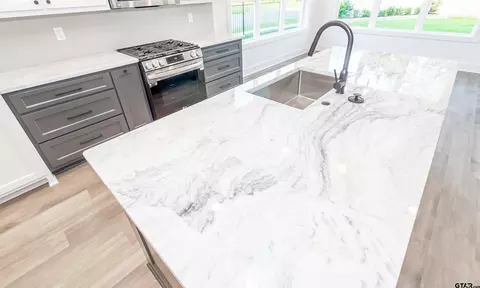 Kitchen - 2099 Locklear Ln, Tyler, TX 75703 photo 3 of 4