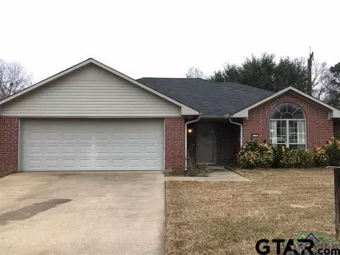 518 W Briar Sq, Overton, TX 75684