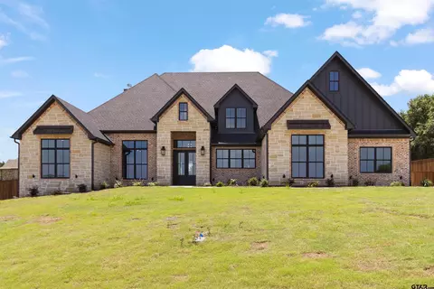 121 Ella Kate Dr, Longview, TX 75605