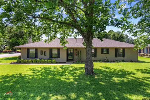 1004 S Evenside, Henderson, TX 75654