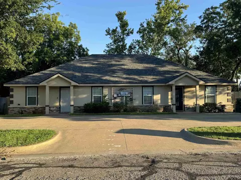1021 Earle, Tyler, TX 75702