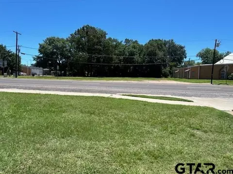 404 W Duval, Troup, TX 75789