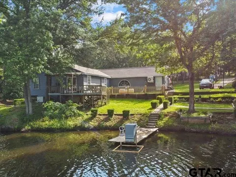 622 An County Road 385, Palestine, TX 75801