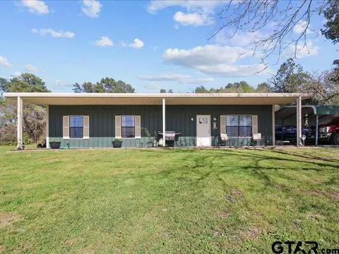 1290 An County Road 136, Elkhart, TX 75839