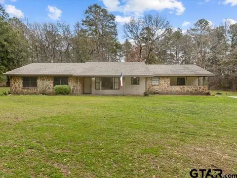 1641 An County Road 385, Palestine, TX 75801