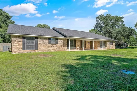 150 Paradise Ln, Hawkins, TX 75765